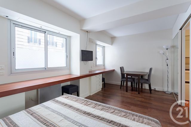 Appartement Studio à vendre - 1 pièce - 24.76 m2 - PARIS - 75006 - ILE-DE-FRANCE - Century 21 Assas Raspail