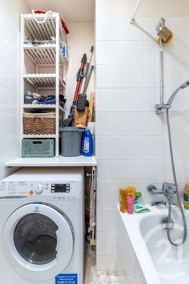 Appartement F1 bis à vendre - 2 pièces - 34.43 m2 - PARIS - 75014 - ILE-DE-FRANCE - Century 21 Assas Raspail