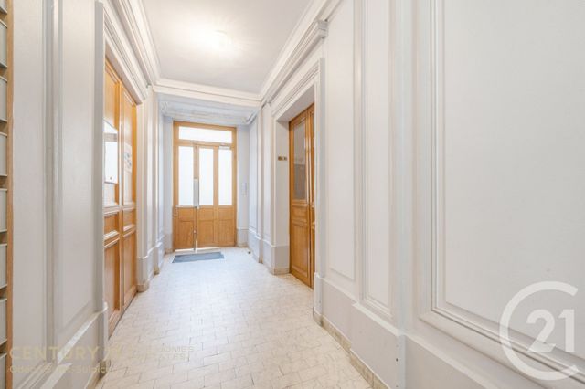 Appartement T2 à vendre - 2 pièces - 54.2 m2 - PARIS - 75015 - ILE-DE-FRANCE - Century 21 Assas Raspail
