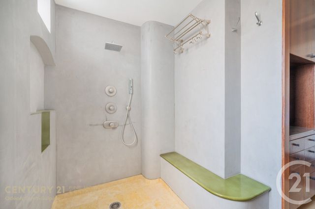 Appartement T2 à vendre - 2 pièces - 54.2 m2 - PARIS - 75015 - ILE-DE-FRANCE - Century 21 Assas Raspail