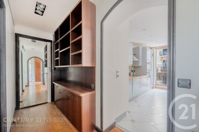 Appartement T2 à vendre - 2 pièces - 54.2 m2 - PARIS - 75015 - ILE-DE-FRANCE - Century 21 Assas Raspail