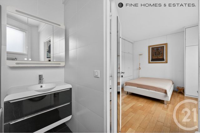 Appartement T2 à vendre - 2 pièces - 57.0 m2 - PARIS - 75006 - ILE-DE-FRANCE - Century 21 Assas Raspail