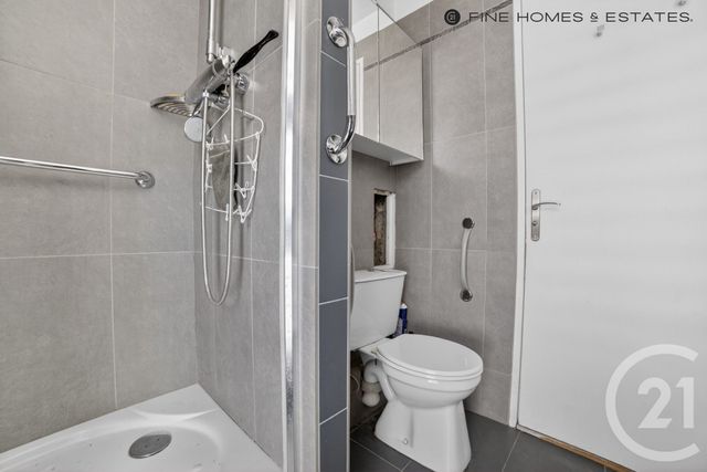 Appartement T2 à vendre - 2 pièces - 53.59 m2 - PARIS - 75014 - ILE-DE-FRANCE - Century 21 Assas Raspail