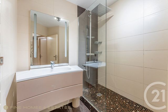 Appartement F5 à vendre - 5 pièces - 111.51 m2 - PARIS - 75014 - ILE-DE-FRANCE - Century 21 Assas Raspail