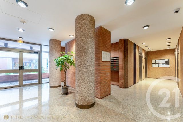 Appartement F5 à vendre - 5 pièces - 111.51 m2 - PARIS - 75014 - ILE-DE-FRANCE - Century 21 Assas Raspail