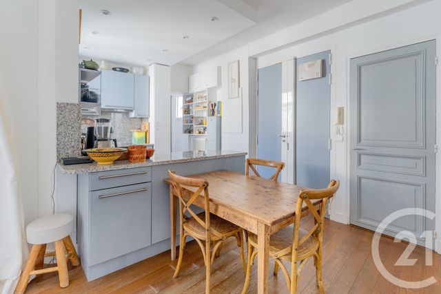 Appartement T6 à vendre - 7 pièces - 164.51 m2 - PARIS - 75006 - ILE-DE-FRANCE - Century 21 Assas Raspail