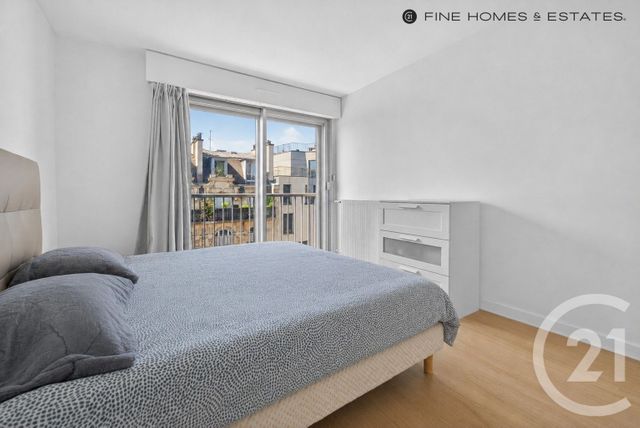 Appartement F2 à vendre - 2 pièces - 42.36 m2 - PARIS - 75015 - ILE-DE-FRANCE - Century 21 Assas Raspail