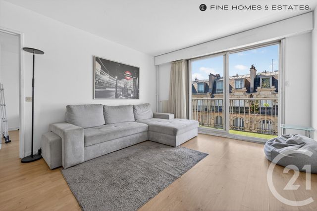 Appartement F2 à vendre - 2 pièces - 42.36 m2 - PARIS - 75015 - ILE-DE-FRANCE - Century 21 Assas Raspail