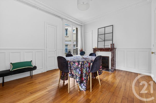 Appartement à vendre - 4 pièces - 88.12 m2 - PARIS - 75007 - ILE-DE-FRANCE - Century 21 Assas Raspail