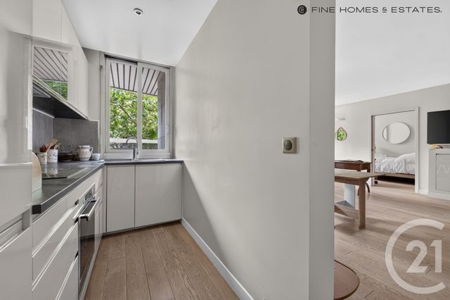 Appartement T2 à vendre - 2 pièces - 73.0 m2 - PARIS - 75014 - ILE-DE-FRANCE - Century 21 Assas Raspail