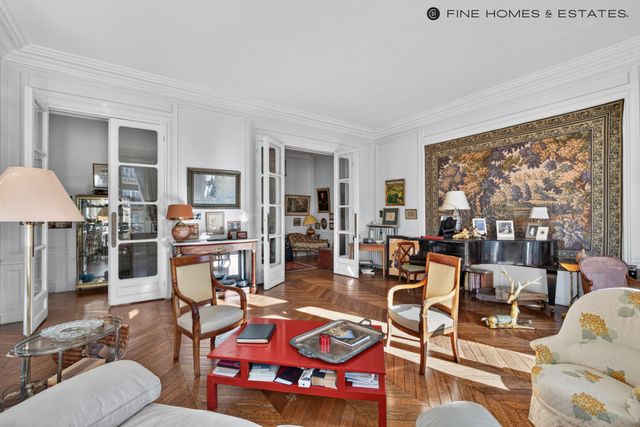 Appartement F5 à vendre - 5 pièces - 152.71 m2 - PARIS - 75006 - ILE-DE-FRANCE - Century 21 Assas Raspail