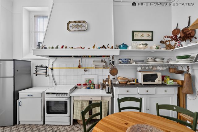 Appartement F5 à vendre - 5 pièces - 152.71 m2 - PARIS - 75006 - ILE-DE-FRANCE - Century 21 Assas Raspail