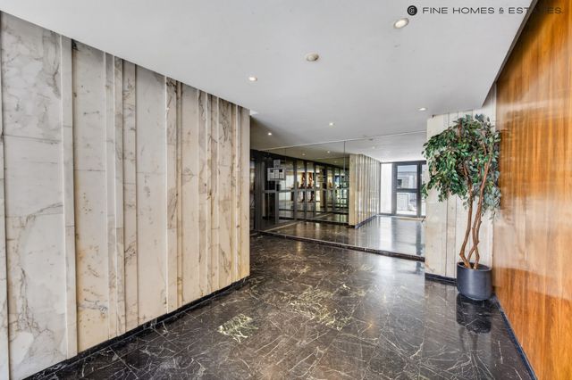 Appartement F6 à vendre - 6 pièces - 153.74 m2 - PARIS - 75006 - ILE-DE-FRANCE - Century 21 Assas Raspail