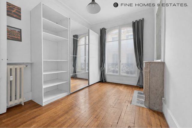 Appartement T5 à vendre - 5 pièces - 106.0 m2 - PARIS - 75006 - ILE-DE-FRANCE - Century 21 Assas Raspail