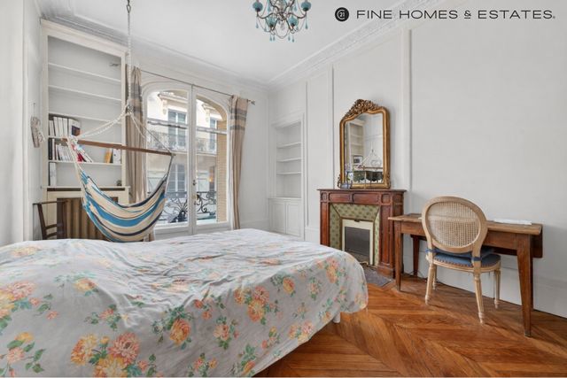 Appartement T5 à vendre - 5 pièces - 106.0 m2 - PARIS - 75006 - ILE-DE-FRANCE - Century 21 Assas Raspail