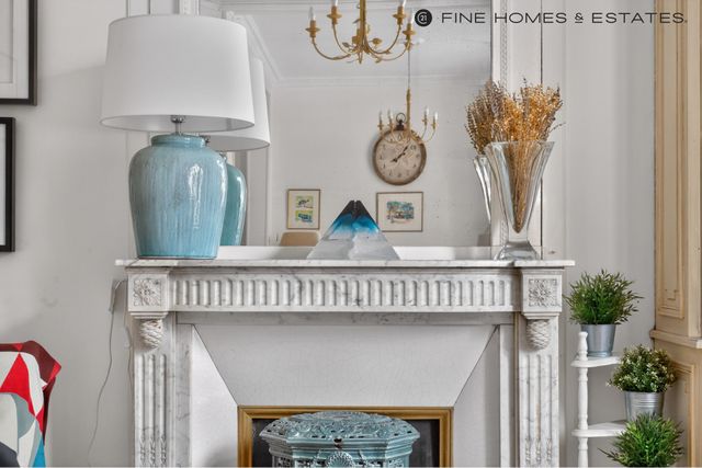 Appartement T5 à vendre - 5 pièces - 106.0 m2 - PARIS - 75006 - ILE-DE-FRANCE - Century 21 Assas Raspail