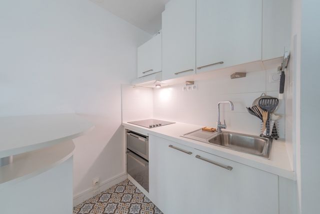 Appartement T3 à vendre - 3 pièces - 56.11 m2 - PARIS - 75006 - ILE-DE-FRANCE - Century 21 Assas Raspail