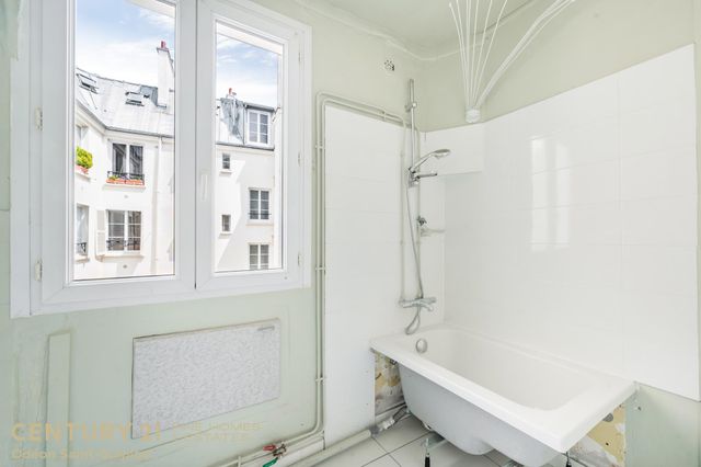 Appartement T3 à vendre - 3 pièces - 73.11 m2 - PARIS - 75006 - ILE-DE-FRANCE - Century 21 Assas Raspail