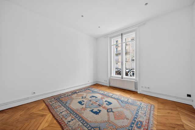 Appartement F7 à vendre - 7 pièces - 172.23 m2 - PARIS - 75006 - ILE-DE-FRANCE - Century 21 Assas Raspail