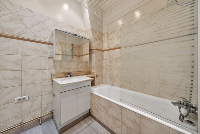 Appartement F7 à vendre - 7 pièces - 172.23 m2 - PARIS - 75006 - ILE-DE-FRANCE - Century 21 Assas Raspail