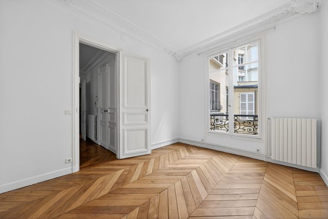 Appartement F7 à vendre - 7 pièces - 172.23 m2 - PARIS - 75006 - ILE-DE-FRANCE - Century 21 Assas Raspail