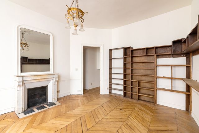 Appartement F5 à vendre - 5 pièces - 101.94 m2 - PARIS - 75006 - ILE-DE-FRANCE - Century 21 Assas Raspail