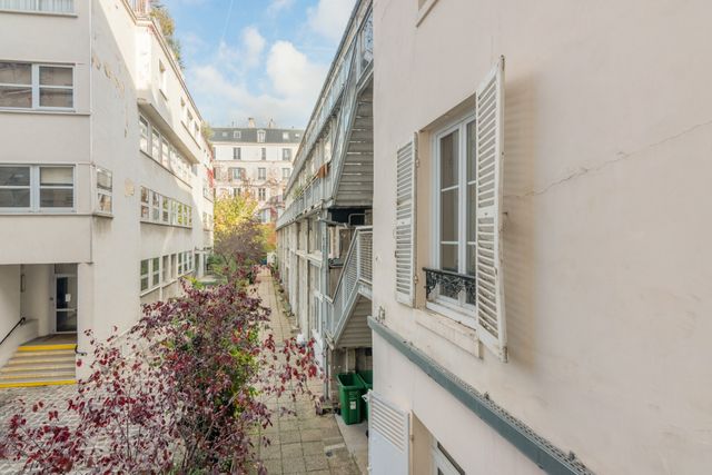 Appartement F5 à vendre - 5 pièces - 101.94 m2 - PARIS - 75006 - ILE-DE-FRANCE - Century 21 Assas Raspail