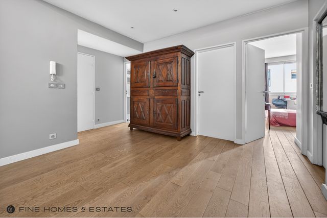 Appartement F5 à vendre - 5 pièces - 122.95 m2 - PARIS - 75014 - ILE-DE-FRANCE - Century 21 Assas Raspail