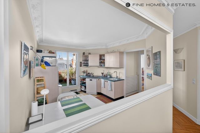 Appartement T5 à vendre - 5 pièces - 123.4 m2 - PARIS - 75006 - ILE-DE-FRANCE - Century 21 Assas Raspail