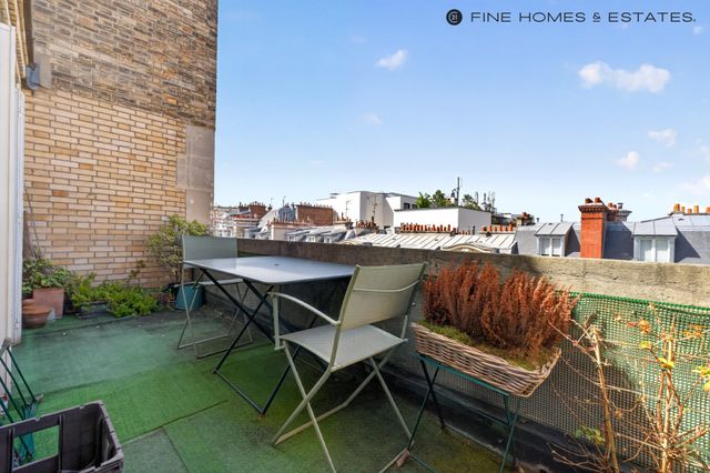Appartement T5 à vendre - 5 pièces - 123.4 m2 - PARIS - 75006 - ILE-DE-FRANCE - Century 21 Assas Raspail