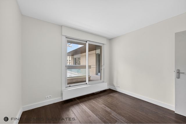 Appartement T5 à vendre - 5 pièces - 131.0 m2 - PARIS - 75006 - ILE-DE-FRANCE - Century 21 Assas Raspail