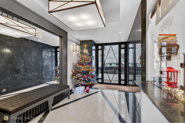 Appartement T5 à vendre - 5 pièces - 102.43 m2 - PARIS - 75006 - ILE-DE-FRANCE - Century 21 Assas Raspail