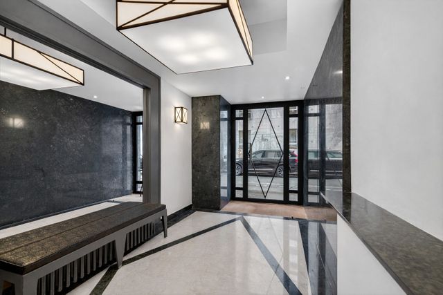 Appartement T5 à vendre - 5 pièces - 102.43 m2 - PARIS - 75006 - ILE-DE-FRANCE - Century 21 Assas Raspail