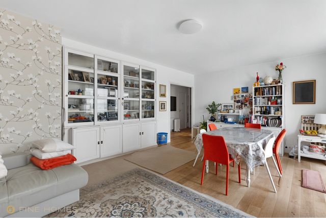 Appartement T5 à vendre - 5 pièces - 102.43 m2 - PARIS - 75006 - ILE-DE-FRANCE - Century 21 Assas Raspail