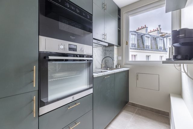 Appartement F2 à louer - 2 pièces - 45.64 m2 - PARIS - 75014 - ILE-DE-FRANCE - Century 21 Assas Raspail