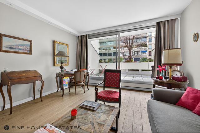Appartement F5 à vendre - 5 pièces - 122.95 m2 - PARIS - 75006 - ILE-DE-FRANCE - Century 21 Assas Raspail