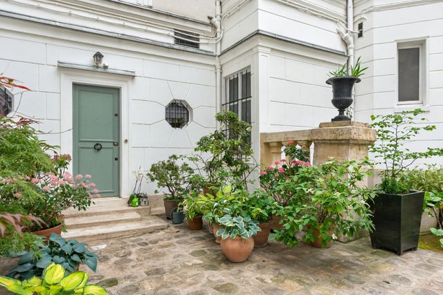 Appartement F2 bis à vendre - 3 pièces - 68.29 m2 - PARIS - 75006 - ILE-DE-FRANCE - Century 21 Assas Raspail