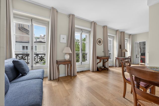 Appartement F2 bis à vendre - 3 pièces - 68.29 m2 - PARIS - 75006 - ILE-DE-FRANCE - Century 21 Assas Raspail