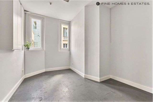 Appartement T6 à vendre - 6 pièces - 158.09 m2 - PARIS - 75006 - ILE-DE-FRANCE - Century 21 Assas Raspail