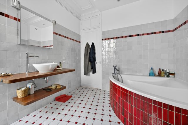 Appartement à vendre - 4 pièces - 88.12 m2 - PARIS - 75015 - ILE-DE-FRANCE - Century 21 Assas Raspail