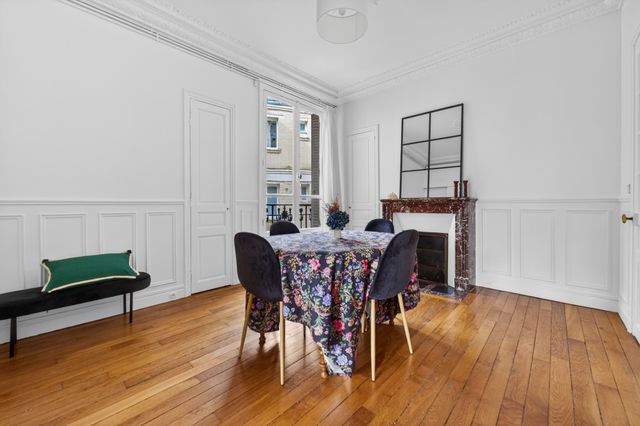 Appartement à vendre - 4 pièces - 88.12 m2 - PARIS - 75015 - ILE-DE-FRANCE - Century 21 Assas Raspail