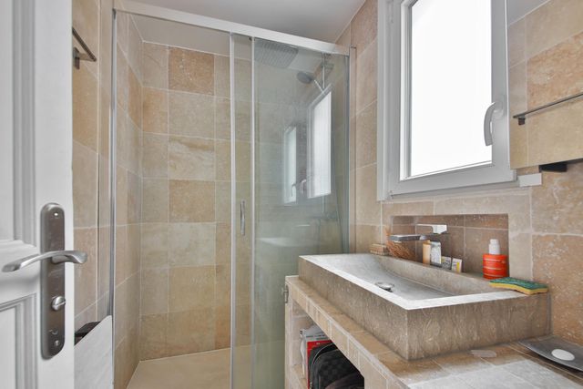 Appartement Duplex à louer - 3 pièces - 65.88 m2 - PARIS - 75006 - ILE-DE-FRANCE - Century 21 Assas Raspail