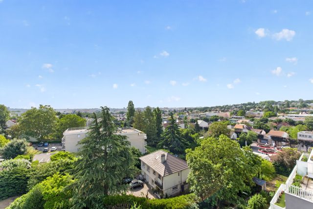 Appartement F3 bis à vendre - 4 pièces - 71.36 m2 - BAGNEUX - 92 - ILE-DE-FRANCE - Century 21 Assas Raspail