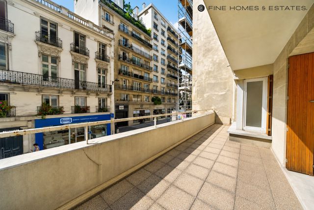 Appartement F2 à vendre - 2 pièces - 47.26 m2 - PARIS - 75006 - ILE-DE-FRANCE - Century 21 Assas Raspail