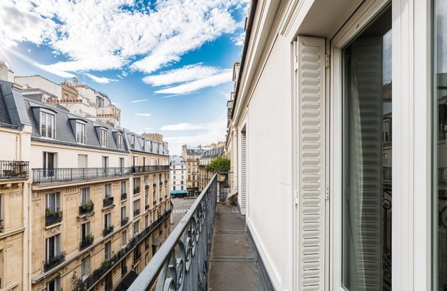 Appartement T2 à louer - 2 pièces - 45.64 m2 - PARIS - 75014 - ILE-DE-FRANCE - Century 21 Assas Raspail