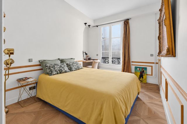 Appartement F6 à vendre - 6 pièces - 156.16 m2 - PARIS - 75007 - ILE-DE-FRANCE - Century 21 Assas Raspail