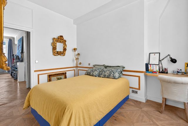 Appartement F6 à vendre - 6 pièces - 156.16 m2 - PARIS - 75007 - ILE-DE-FRANCE - Century 21 Assas Raspail
