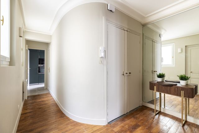 Appartement T2 à louer - 2 pièces - 45.64 m2 - PARIS - 75006 - ILE-DE-FRANCE - Century 21 Assas Raspail