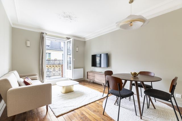Appartement T2 à louer - 2 pièces - 45.64 m2 - PARIS - 75006 - ILE-DE-FRANCE - Century 21 Assas Raspail