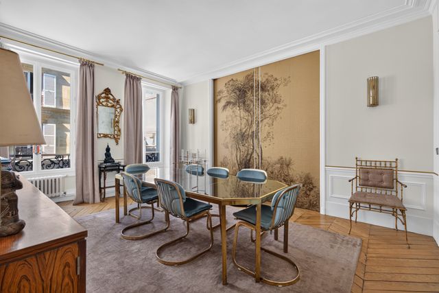 Appartement F6 à vendre - 6 pièces - 156.16 m2 - PARIS - 75006 - ILE-DE-FRANCE - Century 21 Assas Raspail